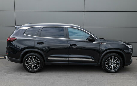 Chery Tiggo 8 Pro, 2021 год, 1 749 000 рублей, 5 фотография