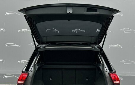 Volkswagen Tiguan II, 2021 год, 2 598 600 рублей, 14 фотография