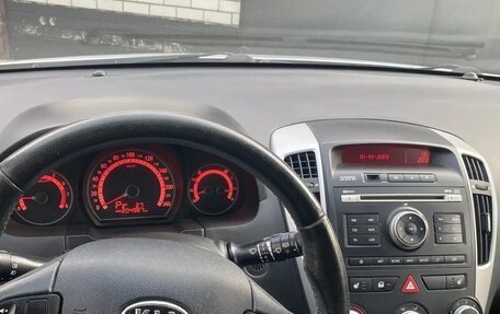KIA cee'd I рестайлинг, 2010 год, 720 000 рублей, 8 фотография