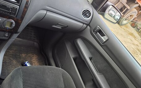 Ford Focus II рестайлинг, 2006 год, 350 000 рублей, 10 фотография
