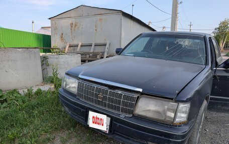 Toyota Crown, 1999 год, 330 000 рублей, 2 фотография
