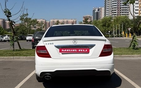 Mercedes-Benz C-Класс, 2012 год, 1 800 000 рублей, 6 фотография