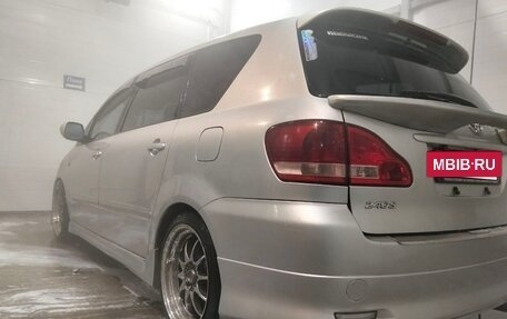 Toyota Ipsum II, 2003 год, 885 000 рублей, 10 фотография