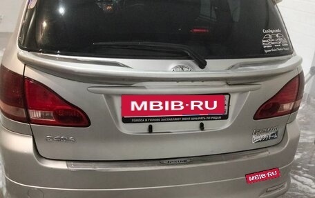 Toyota Ipsum II, 2003 год, 885 000 рублей, 3 фотография