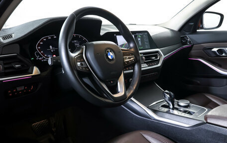 BMW 3 серия, 2020 год, 3 690 000 рублей, 17 фотография
