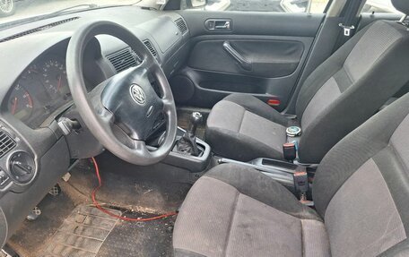 Volkswagen Golf IV, 2001 год, 99 000 рублей, 9 фотография