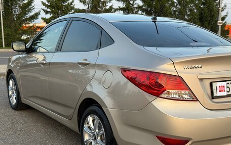 Hyundai Solaris II рестайлинг, 2011 год, 575 000 рублей, 11 фотография