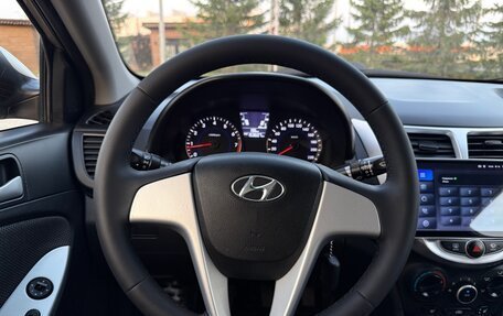 Hyundai Solaris II рестайлинг, 2011 год, 575 000 рублей, 21 фотография