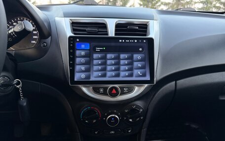 Hyundai Solaris II рестайлинг, 2011 год, 575 000 рублей, 25 фотография