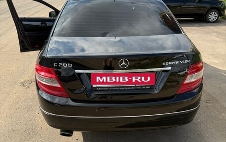 Mercedes-Benz C-Класс, 2008 год, 850 000 рублей, 4 фотография