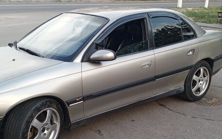Opel Omega B, 1998 год, 380 000 рублей, 6 фотография