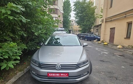 Volkswagen Passat B8 рестайлинг, 2016 год, 1 750 000 рублей, 1 фотография