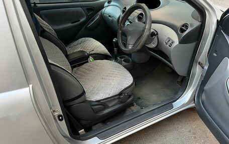 Toyota Vitz, 2000 год, 235 000 рублей, 11 фотография