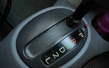 Toyota Vitz, 2000 год, 235 000 рублей, 12 фотография