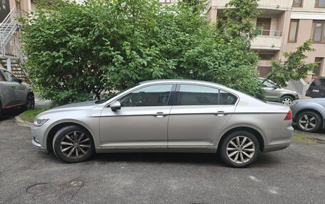 Volkswagen Passat B8 рестайлинг, 2016 год, 1 750 000 рублей, 2 фотография