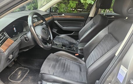 Volkswagen Passat B8 рестайлинг, 2016 год, 1 750 000 рублей, 5 фотография