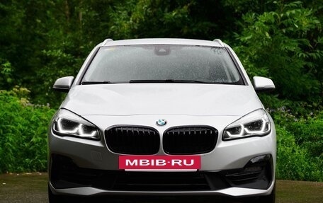 BMW 2 серия Active Tourer F45, 2019 год, 1 870 000 рублей, 2 фотография