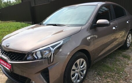 KIA Rio IV, 2021 год, 1 660 000 рублей, 2 фотография
