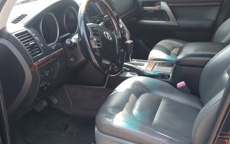Toyota Land Cruiser 200, 2008 год, 2 500 000 рублей, 8 фотография