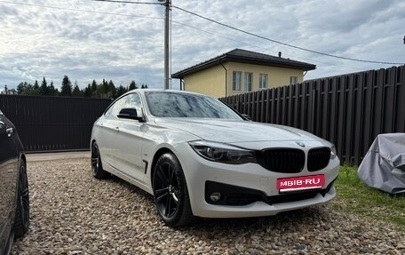BMW 3 серия, 2018 год, 2 090 000 рублей, 1 фотография