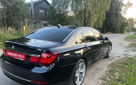 BMW 7 серия, 2013 год, 2 500 000 рублей, 2 фотография