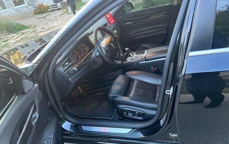 BMW 7 серия, 2013 год, 2 500 000 рублей, 18 фотография