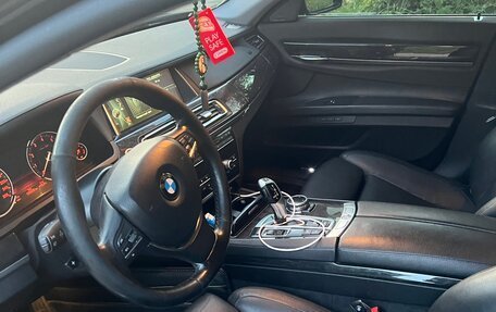 BMW 7 серия, 2013 год, 2 500 000 рублей, 17 фотография