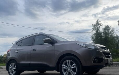 Hyundai Tucson III, 2011 год, 1 140 000 рублей, 19 фотография