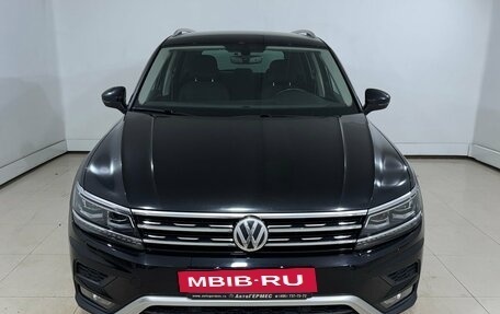 Volkswagen Tiguan II, 2018 год, 2 480 000 рублей, 2 фотография