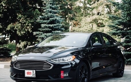 Ford Fusion (North America) II, 2018 год, 1 695 000 рублей, 2 фотография