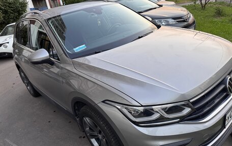 Volkswagen Tiguan II, 2021 год, 3 300 000 рублей, 2 фотография