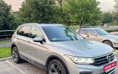 Volkswagen Tiguan II, 2021 год, 3 300 000 рублей, 15 фотография