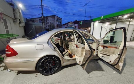 Mercedes-Benz E-Класс, 2002 год, 980 000 рублей, 10 фотография