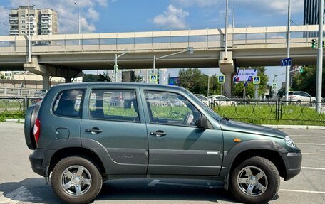 Chevrolet Niva I рестайлинг, 2010 год, 490 000 рублей, 6 фотография