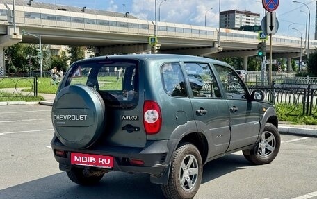 Chevrolet Niva I рестайлинг, 2010 год, 490 000 рублей, 2 фотография