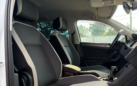 Volkswagen Tiguan II, 2019 год, 2 599 000 рублей, 10 фотография