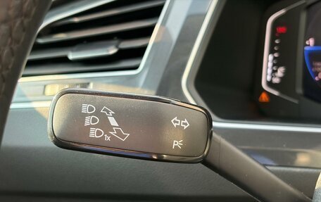 Volkswagen Tiguan II, 2019 год, 2 599 000 рублей, 14 фотография