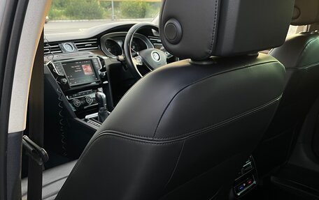 Volkswagen Passat B8 рестайлинг, 2015 год, 1 650 000 рублей, 11 фотография