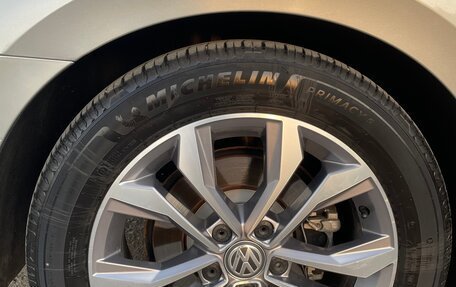 Volkswagen Passat B8 рестайлинг, 2015 год, 1 650 000 рублей, 8 фотография