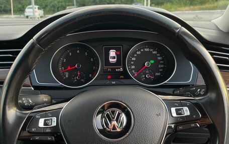 Volkswagen Passat B8 рестайлинг, 2015 год, 1 650 000 рублей, 24 фотография