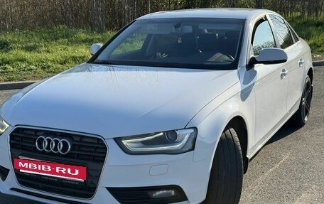Audi A4, 2015 год, 1 530 000 рублей, 2 фотография