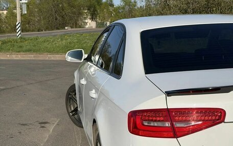 Audi A4, 2015 год, 1 530 000 рублей, 6 фотография