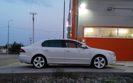 Skoda Superb III рестайлинг, 2012 год, 1 500 000 рублей, 6 фотография