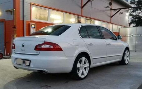 Skoda Superb III рестайлинг, 2012 год, 1 500 000 рублей, 7 фотография