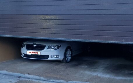 Skoda Superb III рестайлинг, 2012 год, 1 500 000 рублей, 18 фотография