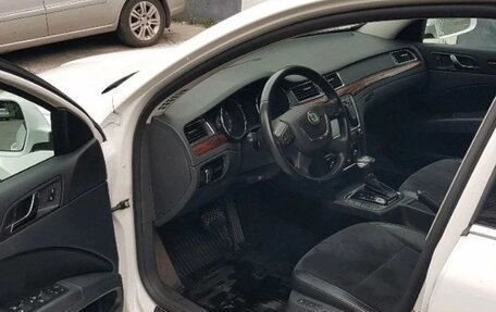Skoda Superb III рестайлинг, 2012 год, 1 500 000 рублей, 14 фотография