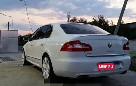 Skoda Superb III рестайлинг, 2012 год, 1 500 000 рублей, 9 фотография