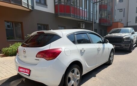 Opel Astra J, 2011 год, 510 000 рублей, 5 фотография