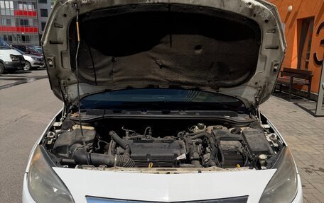 Opel Astra J, 2011 год, 510 000 рублей, 33 фотография