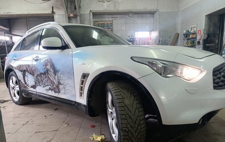 Infiniti FX II, 2010 год, 1 200 000 рублей, 7 фотография